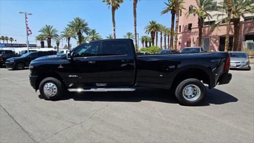 2025 RAM 3500 Laramie Crew Cab 4x4 8' Box