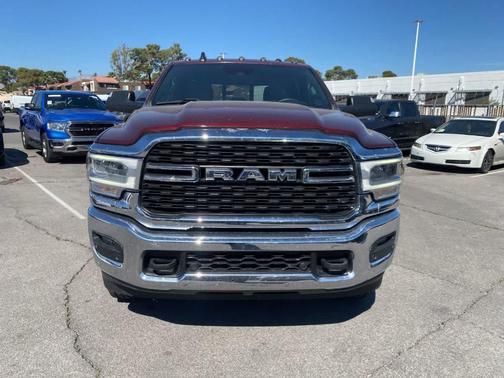 Delmonico Red Pearlcoat 2022 RAM 3500 Big Horn