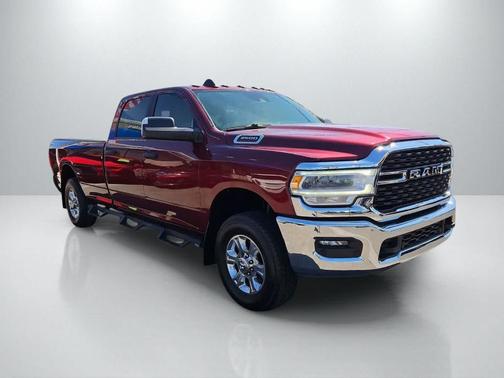 Delmonico Red Pearlcoat 2022 RAM 3500 Big Horn