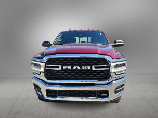 Delmonico Red Pearlcoat 2022 RAM 3500 Big Horn