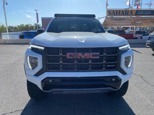 Summit White 2024 GMC Canyon AT4X