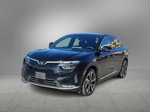 2023 VinFast VF 8