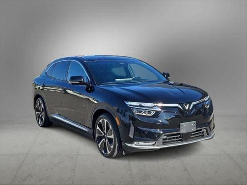 2023 VinFast VF 8
