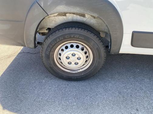 Bright White Clearcoat 2026 RAM ProMaster 2500 High Roof