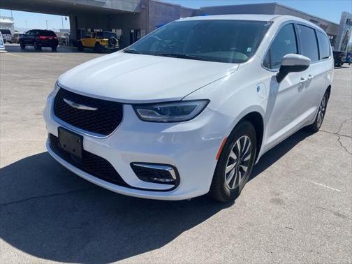 2023 Chrysler Pacifica Hybrid Touring L