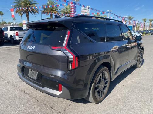 Metal 2024 Kia EV9 GT-Line