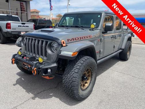 Sting Gray Clearcoat 2021 Jeep Gladiator Mojave
