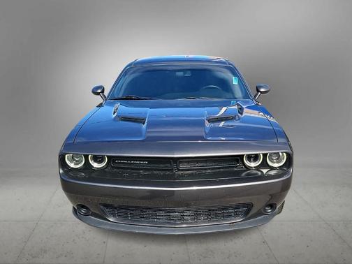 Granite Pearlcoat 2020 Dodge Challenger SXT