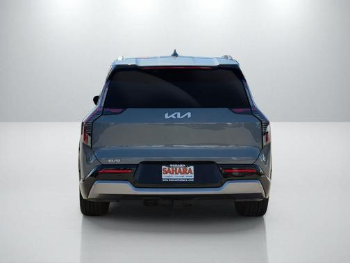 Iceberg Green 2024 Kia EV9 Land