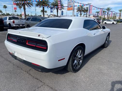 White Knuckle Clearcoat 2022 Dodge Challenger GT