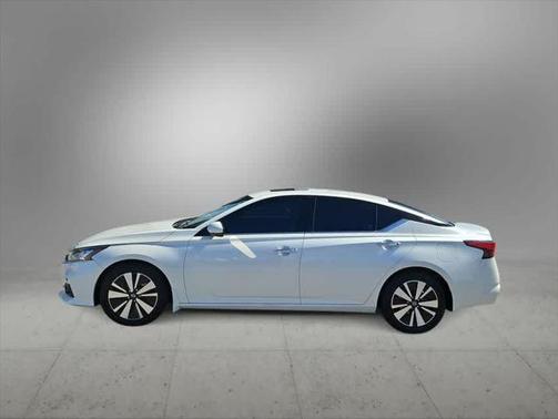 2020 Nissan Altima 2.5 SV