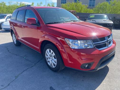 Redline 2 Coat Pearl 2019 Dodge Journey SE