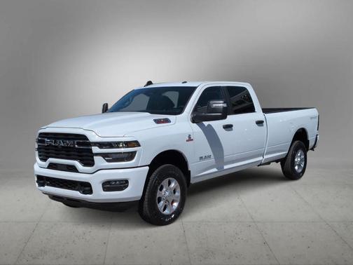 Bright White Clearcoat 2026 RAM 2500 Big Horn