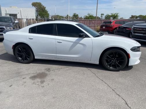 2018 Dodge Charger SXT Plus
