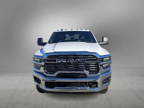 Bright White Clearcoat 2026 RAM 3500 Tradesman