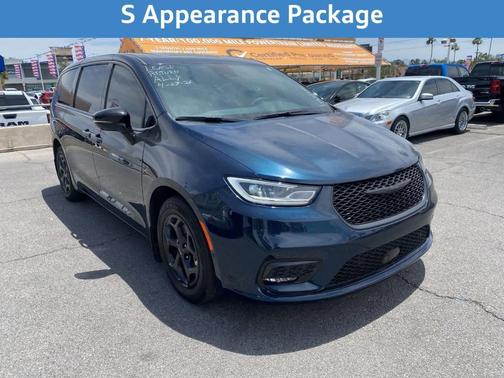 Fathom Blue Pearlcoat 2023 Chrysler Pacifica Hybrid Limited