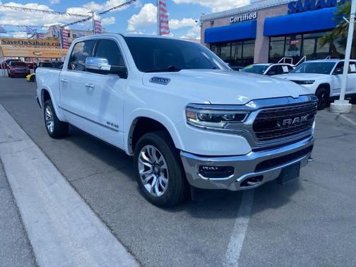 Bright White Clearcoat 2022 RAM 1500 Limited