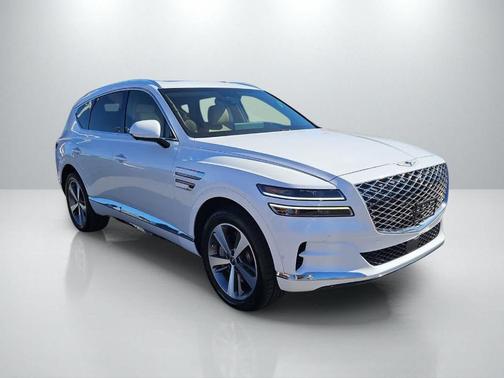 Uyuni White 2023 Genesis GV80 2.5T