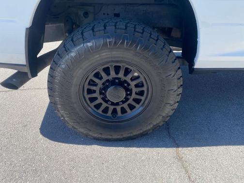 Bright White Clearcoat 2023 RAM 2500 Laramie