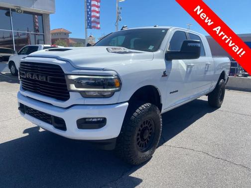 Bright White Clearcoat 2023 RAM 2500 Laramie
