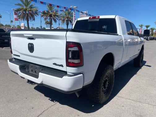 Bright White Clearcoat 2023 RAM 2500 Laramie