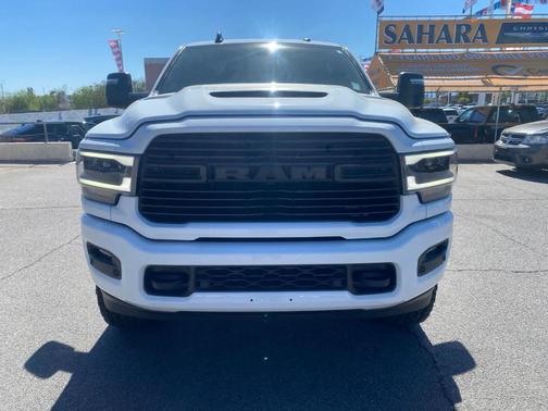 Bright White Clearcoat 2023 RAM 2500 Laramie