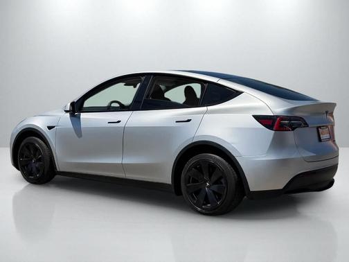 Silver 2021 Tesla Model Y Long Range