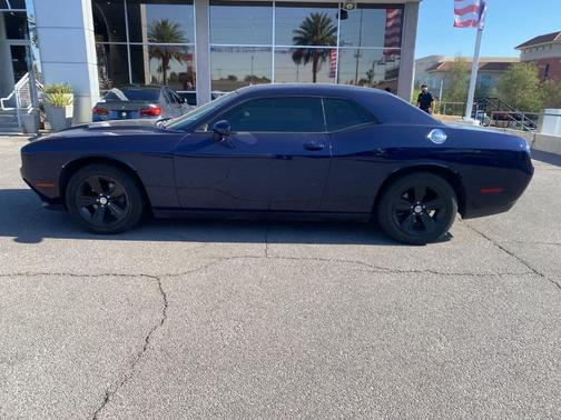 Contusion Blue Pearlcoat 2017 Dodge Challenger SXT