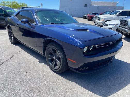 Contusion Blue Pearlcoat 2017 Dodge Challenger SXT
