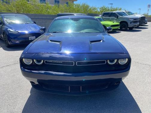 Contusion Blue Pearlcoat 2017 Dodge Challenger SXT
