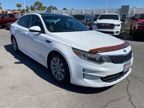 Snow White Pearl 2017 Kia Optima EX