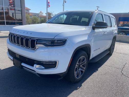 Bright White Clearcoat 2024 Jeep Wagoneer Series II