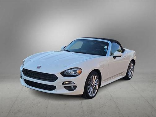 2017 FIAT 124 Spider Base