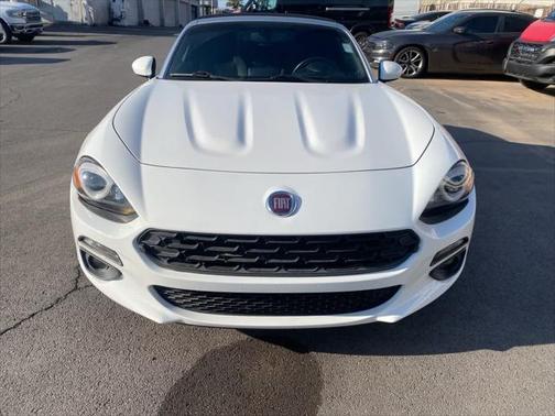 2017 FIAT 124 Spider Base