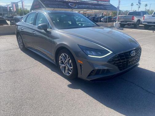 2022 Hyundai SONATA SEL