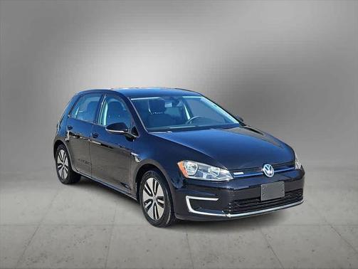 2016 Volkswagen e-Golf SE