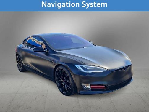 Black 2019 Tesla Model S