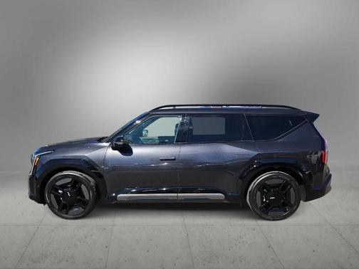 Metal 2024 Kia EV9 GT-Line