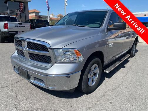 Billet Silver Metallic Clearcoat 2019 RAM 1500 Classic SLT