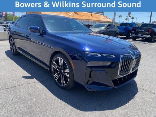 Tanzanite Blue II Metallic 2023 BMW i7 xDrive60