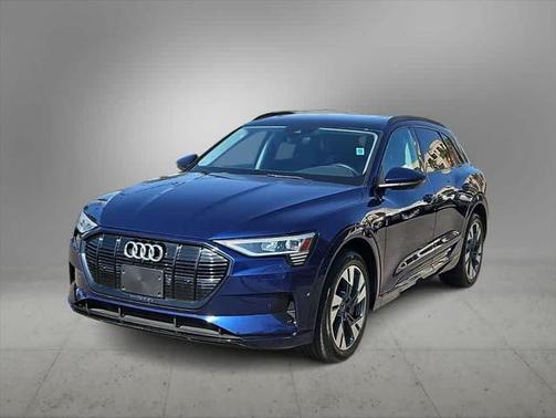 2021 Audi e-tron Premium