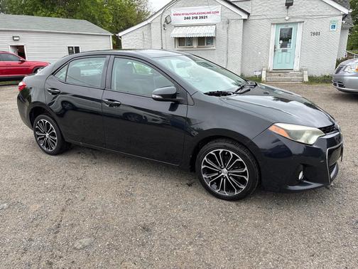 Black Sand Pearl 2016 Toyota Corolla S