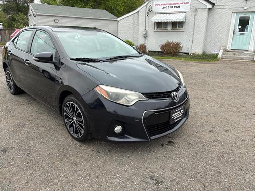 Black Sand Pearl 2016 Toyota Corolla S