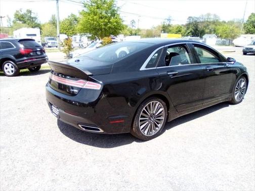 2016 Lincoln MKZ Base