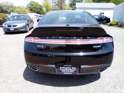 2016 Lincoln MKZ Base