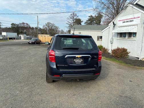 Blue Velvet Metallic 2017 Chevrolet Equinox LS