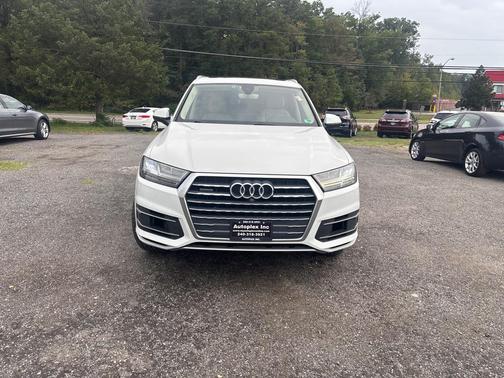 2017 Audi Q7 3.0T Premium