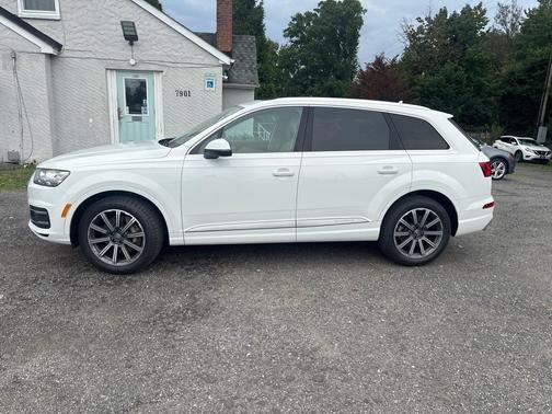 2017 Audi Q7 3.0T Premium