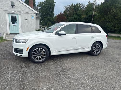 2017 Audi Q7 3.0T Premium