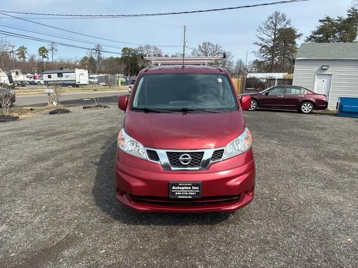 Cayenne Red 2015 Nissan NV200 SV